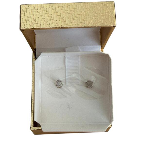 New Charlotte & Lexi Sterling Silver Bow Stud Earrings - Picture 3 of 4